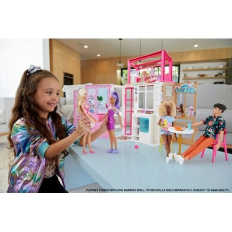 NC Barbie Vacation House Doll And Playset